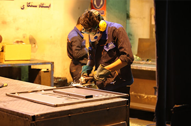 Início industrial maintenance and assembly